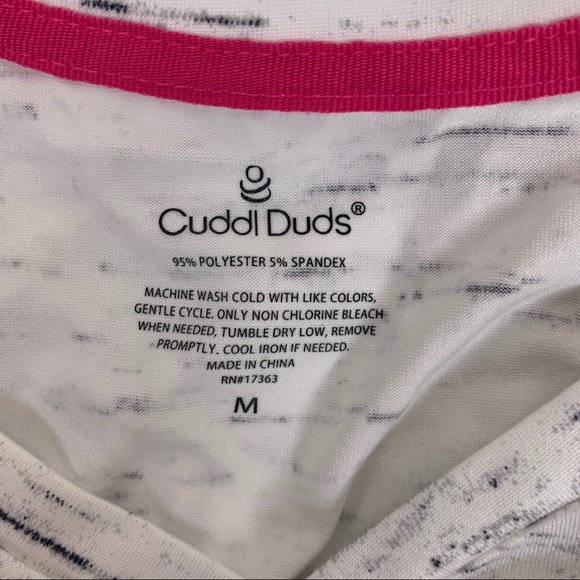 ⛱️ cuddle Duds Graphic Pajama T Shirt Medium - Picture 3 of 3